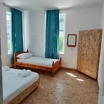 Lori بيت للعطل بورغراديك
