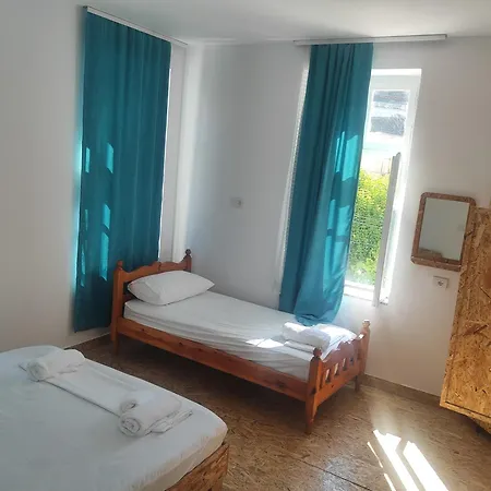 Lori 포그라데츠